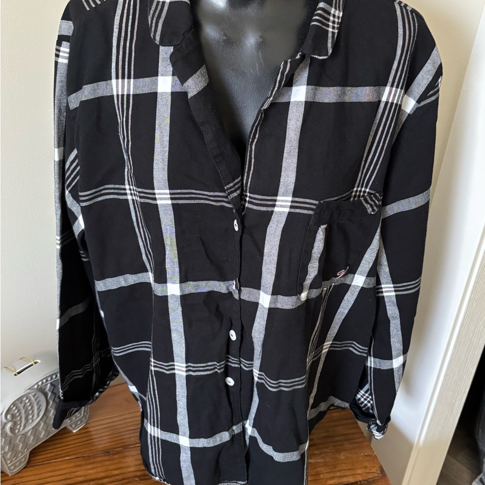 Victoria's Secret Black and White Plaid Button-Down PJ top